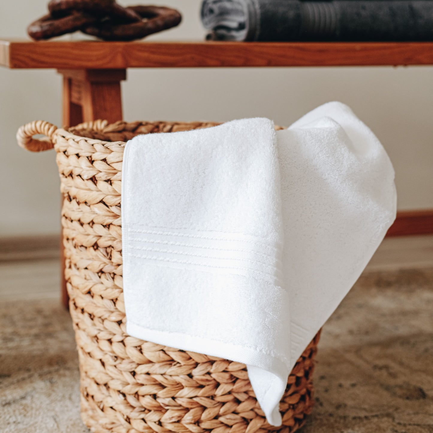 Milara Mila 6-Piece Luxury Towel Bundle – White & Anthracite | Turkish Cotton