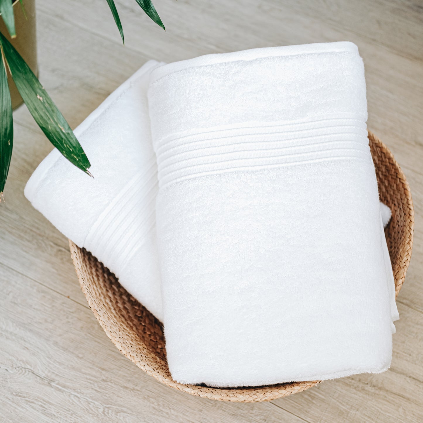 Horizon - White Bath Towels, 2-Piece Set, 100% Turkish Combed Cotton